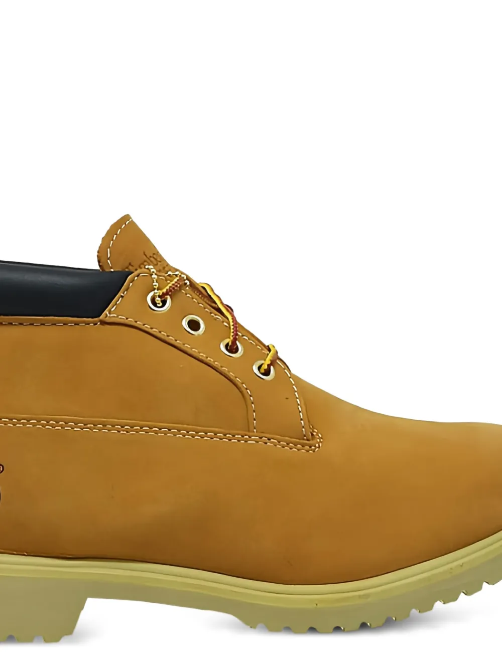 Timberland Chukka "Wheat" boots | Hiking Boots | Image 2