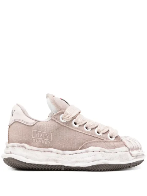 Maison MIHARA YASUHIRO tenis con puntera redonda