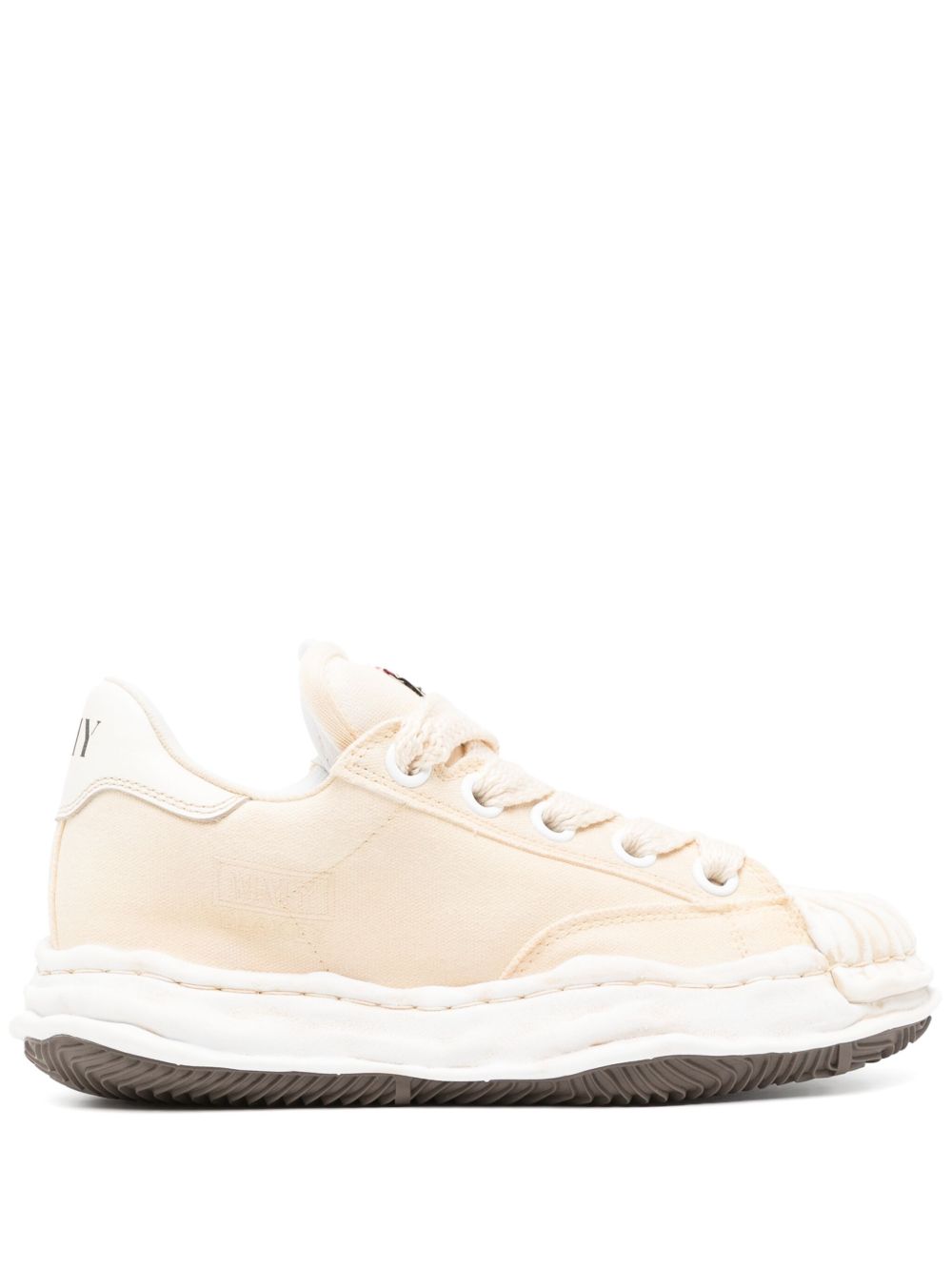 Maison MIHARA YASUHIRO Sneakers met ronde neus Beige