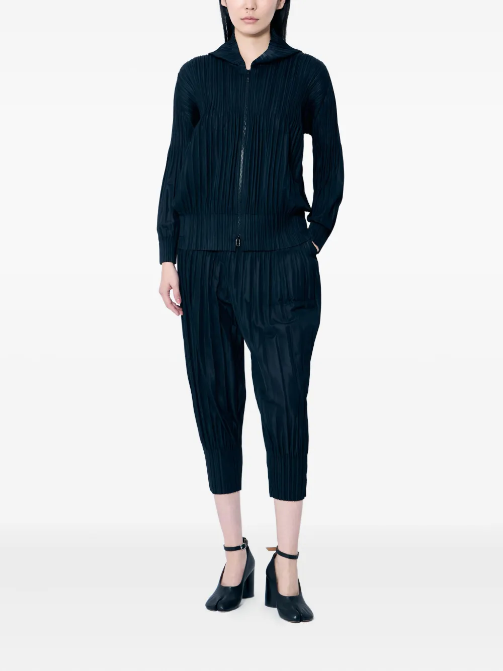 Pleats Please Issey Miyake pleated balloon trousers Zwart
