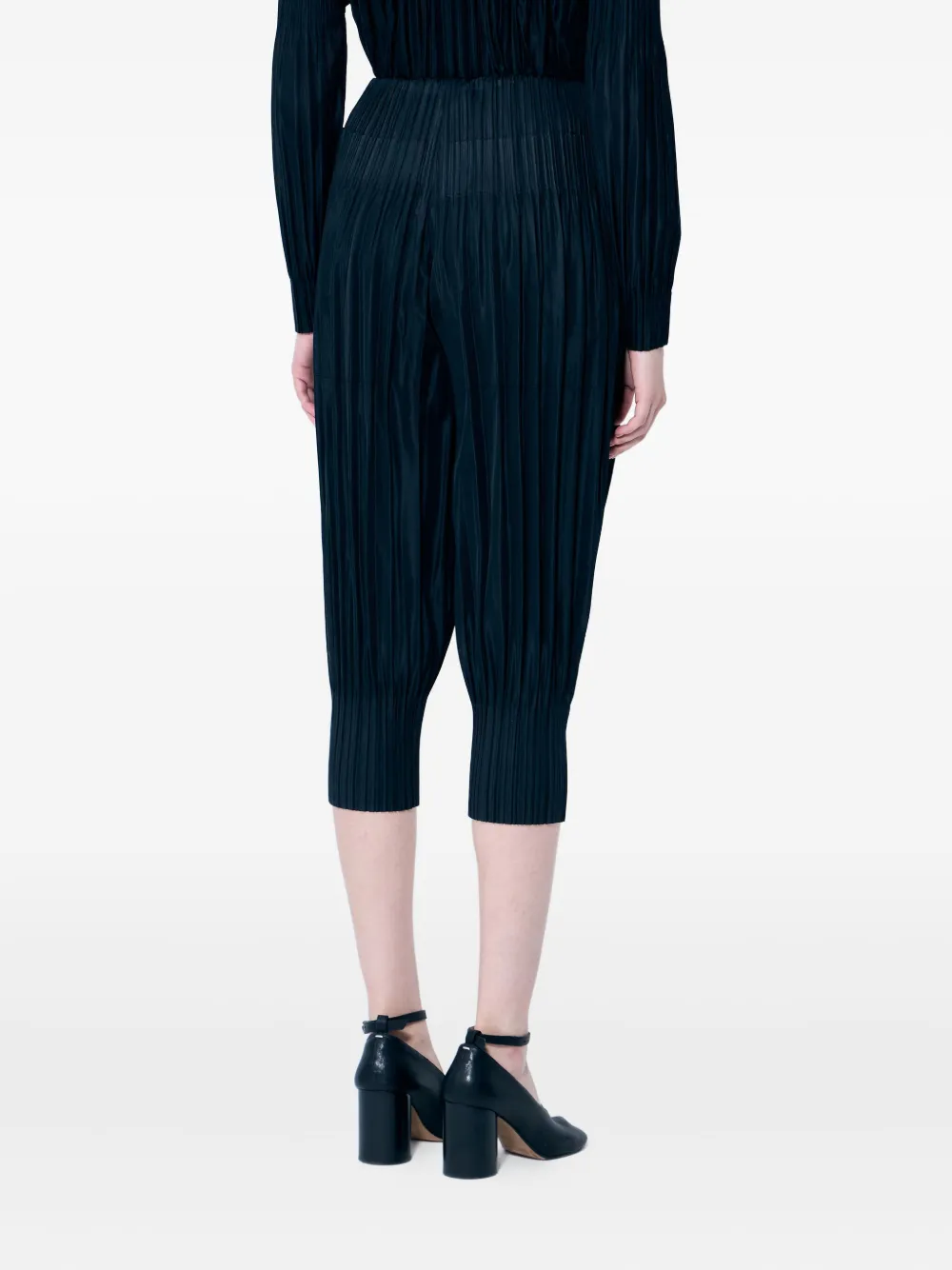 Pleats Please Issey Miyake pleated balloon trousers Zwart