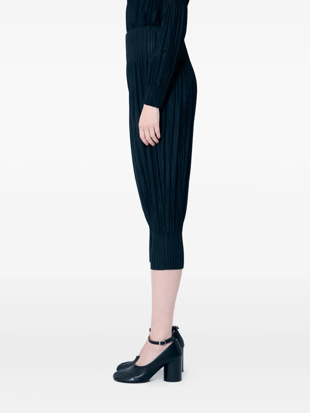 Pleats Please Issey Miyake pleated balloon trousers Zwart