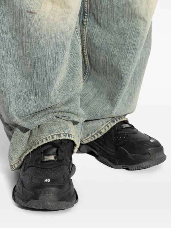 Balenciaga Triple S Sporty スニーカー | ブラック | FARFETCH JP Balenciaga Triple S Sporty スニーカー | ブラック | FARFETCH JP