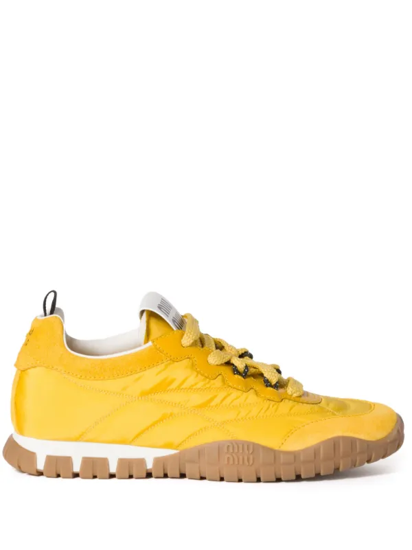 ◆大人気◆【MiuMiu】Tyre スニーカー 日本未入荷カラーあり】Tyre レースアップ ロゴ入りスニーカー