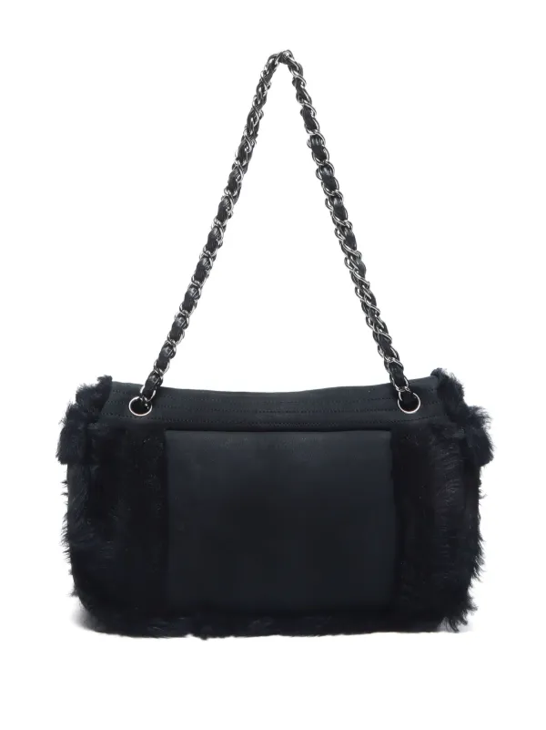 CHANEL Pre-Owned 2007 faux-fur Trim Shoulder Bag | Black | FARFETCH