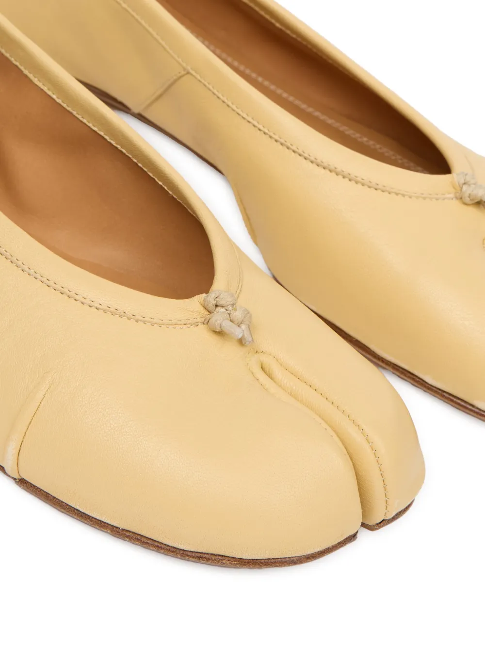 Maison Margiela Tabi ballerina shoes Neutrals