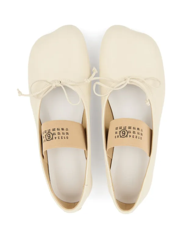 フラットシューズ MM6 Maison Margiela BALLERINE ANATOMICHE CLASSICHE MM6 Maison Margiela Anatomic Numeric Ballerina - Black – Kith