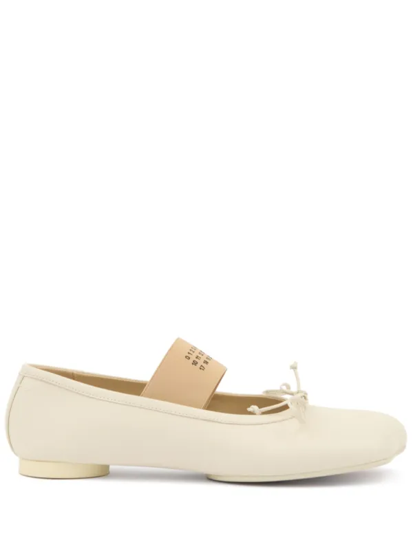 バレエシューズ MM6 Maison Margiela Ballerina Anatomic In Pelle MM6 Maison Margiela Anatomic Ballerinas | Neutrals | FARFETCH