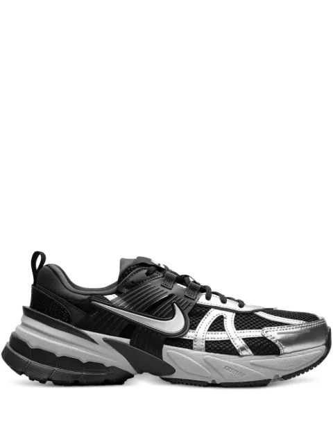 Nike tenis V2K Run "Black Metallic Silver"