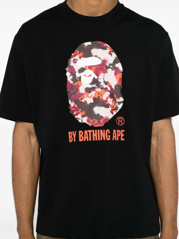 A BATHING APE® プリント Tシャツ | ブラック | FARFETCH JP