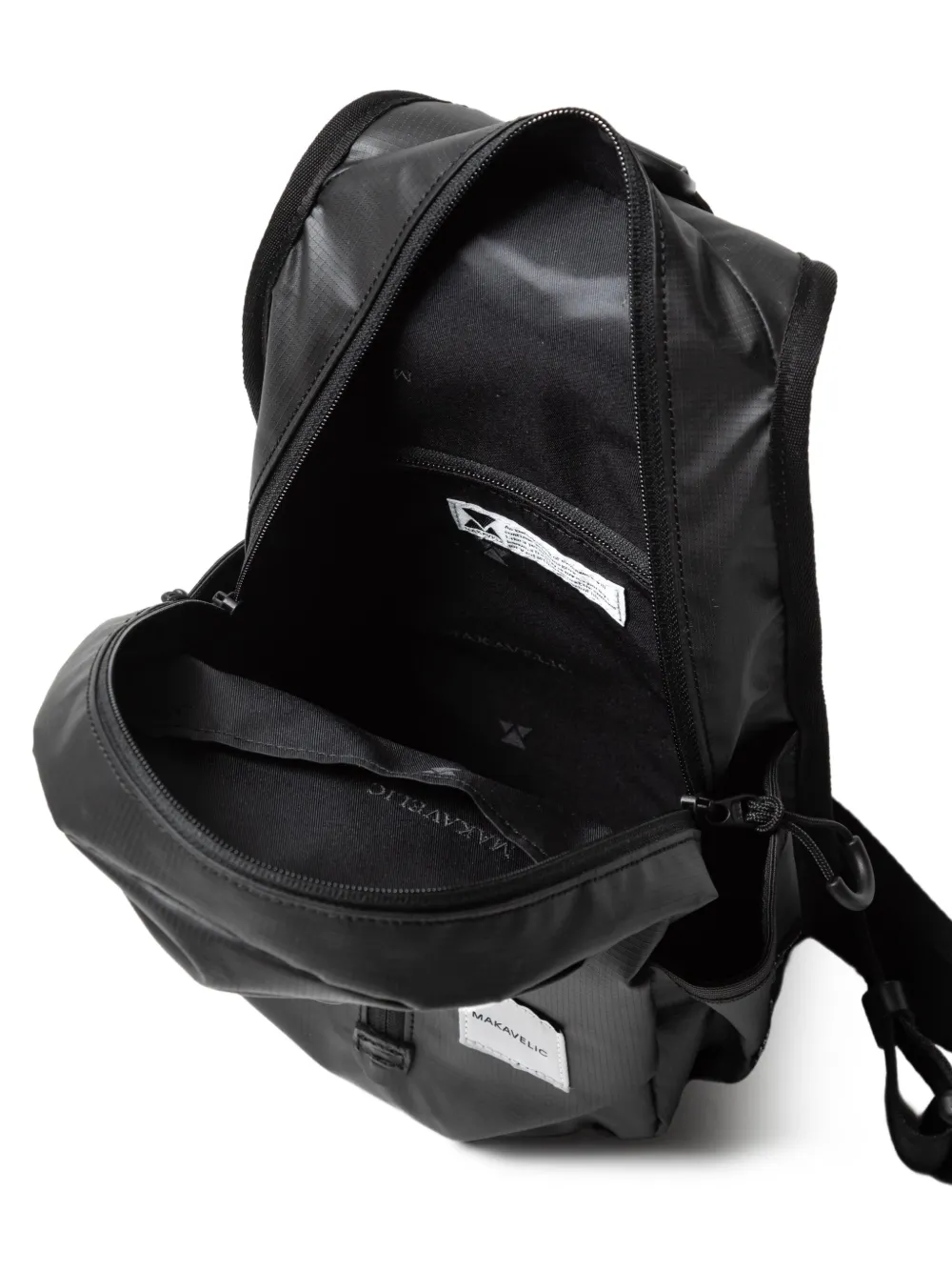 Makavelic Cross Body Backpack In Schwarz