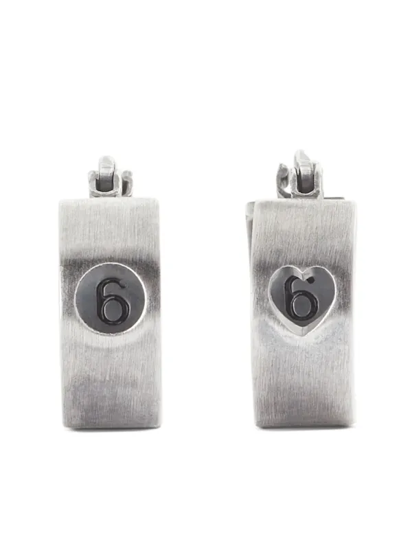 MM6 Maison Margiela シルバー Numeric ロゴ フープピアス MM6 Maison Margiela Numeric フープピアス | シルバートーン