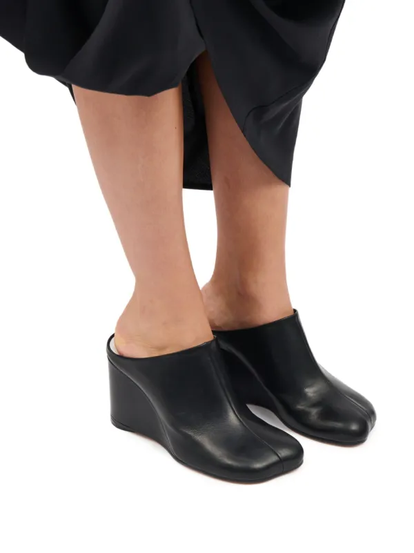 MM6 Maison Margiela Leather Mules | Black | FARFETCH