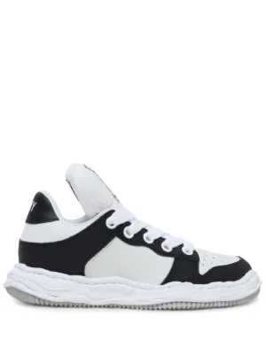 Maison MIHARA YASUHIRO Wayne OG Sole Leather Sneakers | Black