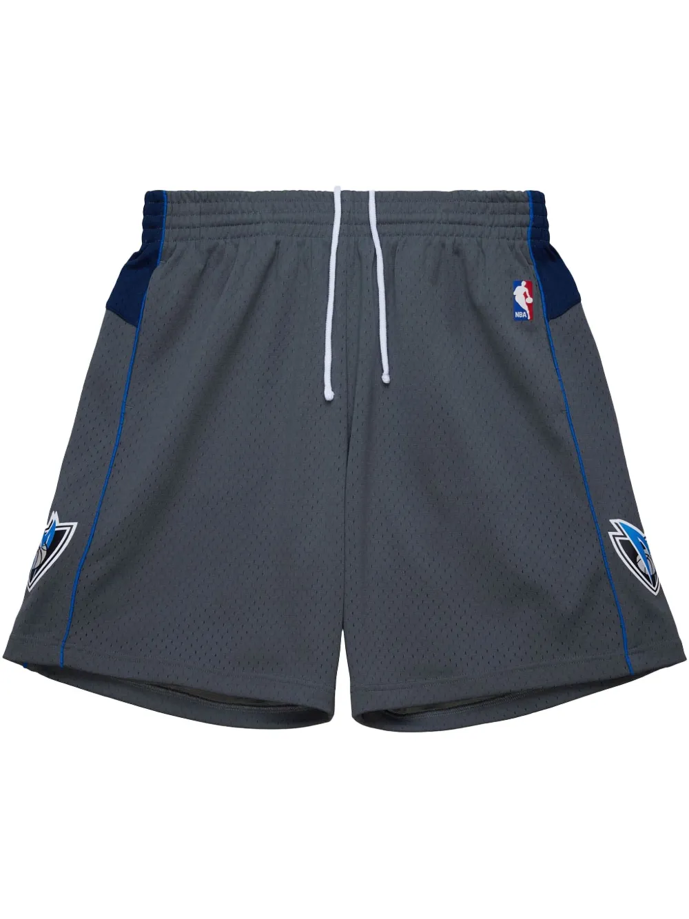 Dallas Mavericks 2003/04 alternate shorts