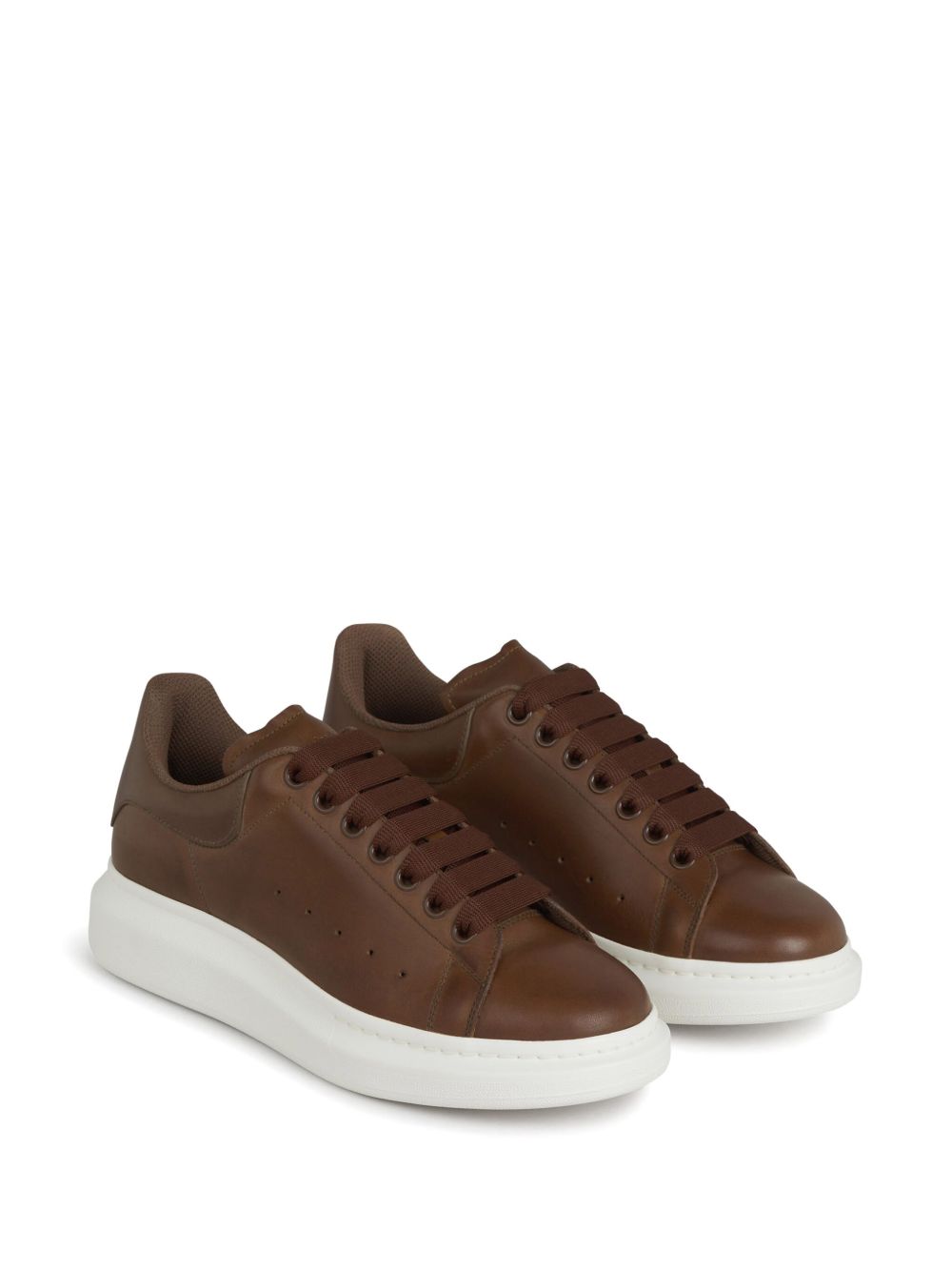 Alexander McQueen Oversized sneakers - Bruin