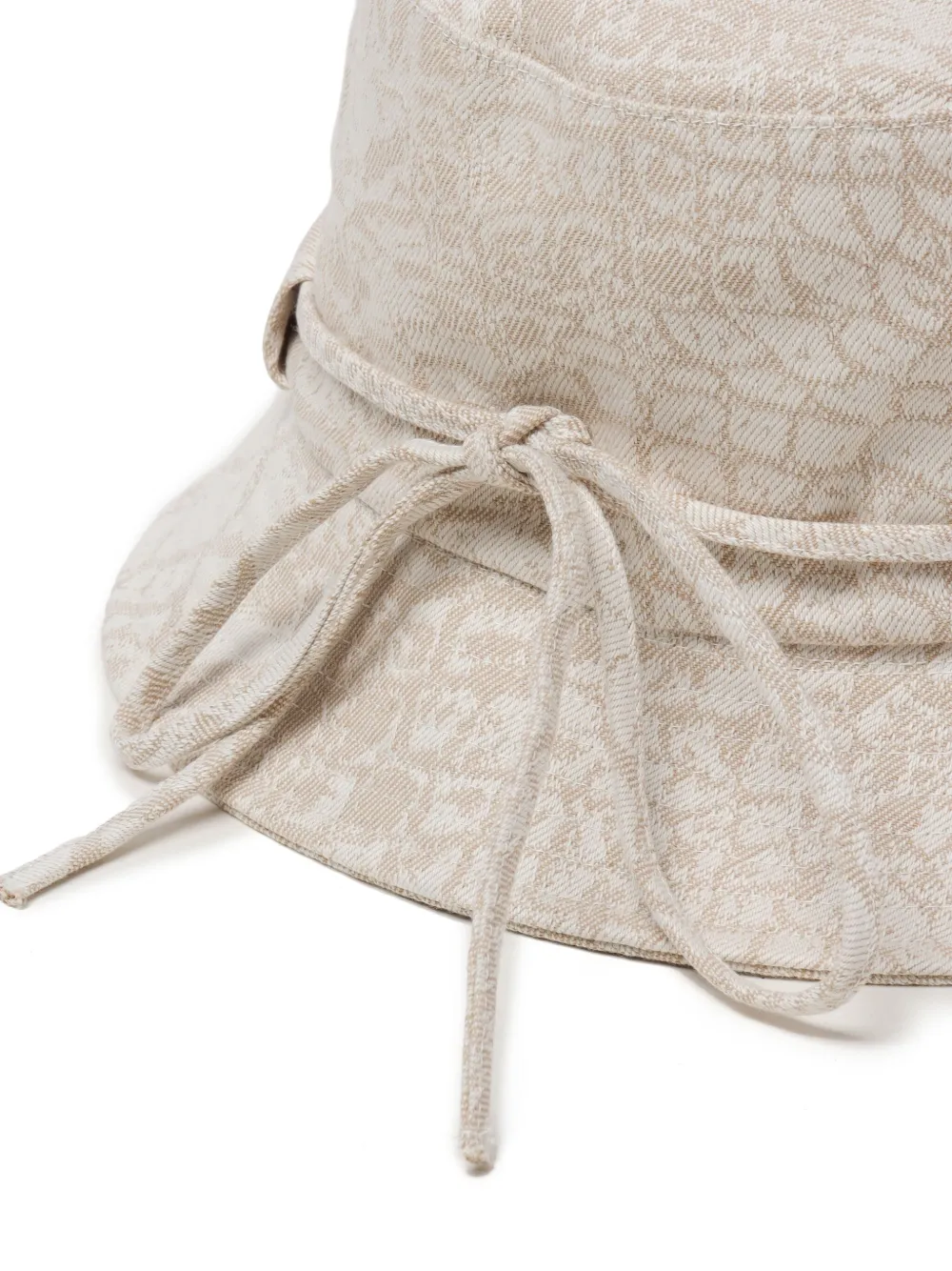 Jacquemus Vissershoed met logo Beige