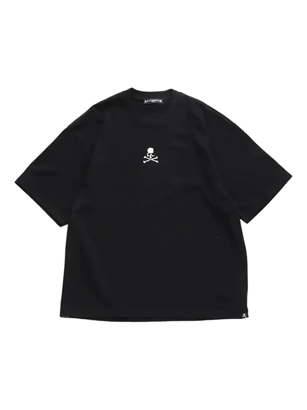 skull-print t-shirt