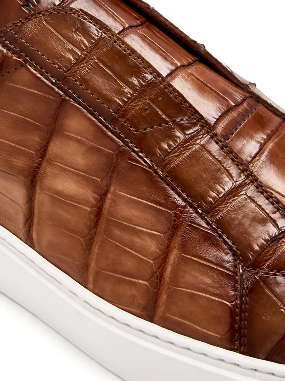 Magnanni crocodile-embossed trainers Brown