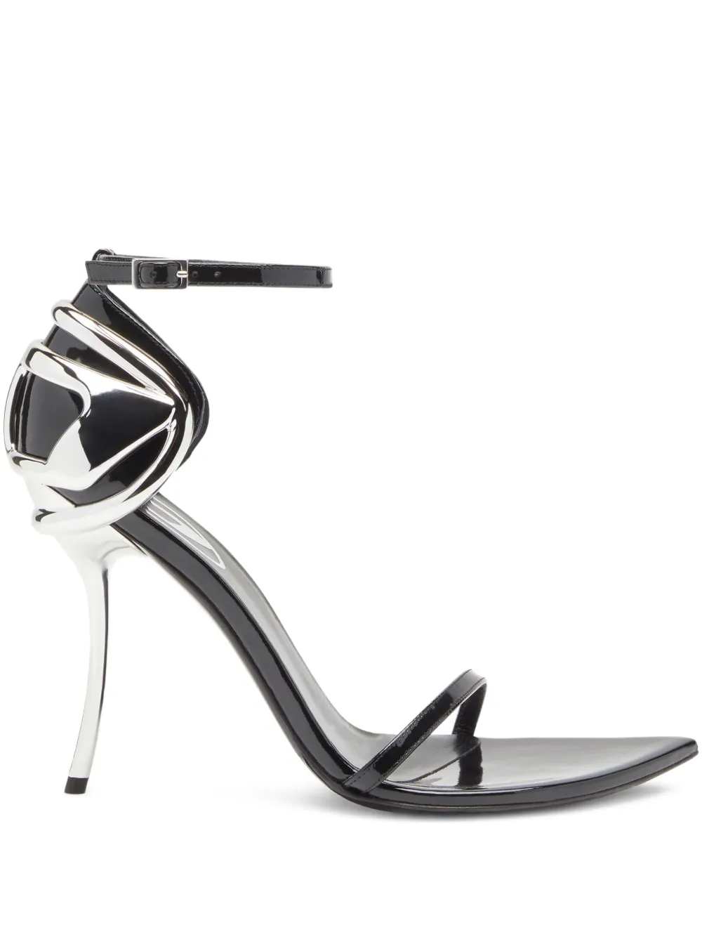 Diesel D-Ten&Half sandalen met bewerkte hak Zilver
