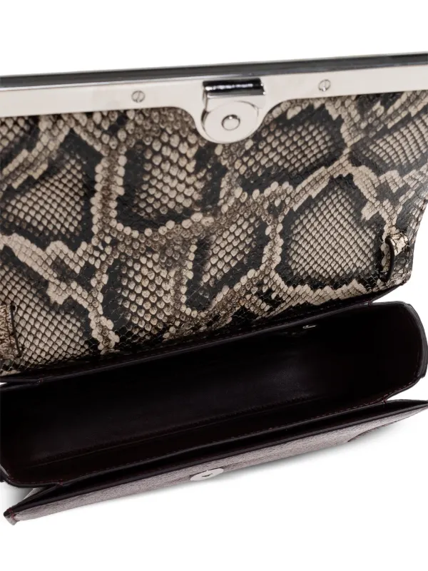 【関税&送料込】Alexander Mcqueen Mcqueen T-Bar Clutch Bag Women's T-Bar Box Clutch in Black | McQueen US