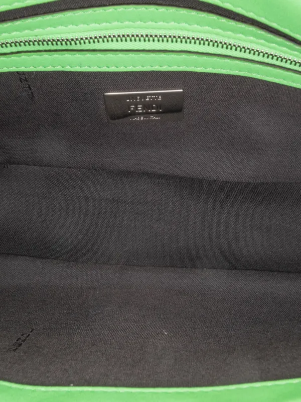 Fendi Pre-Owned 2000-2023 Zucca Embossed Stitched Leather