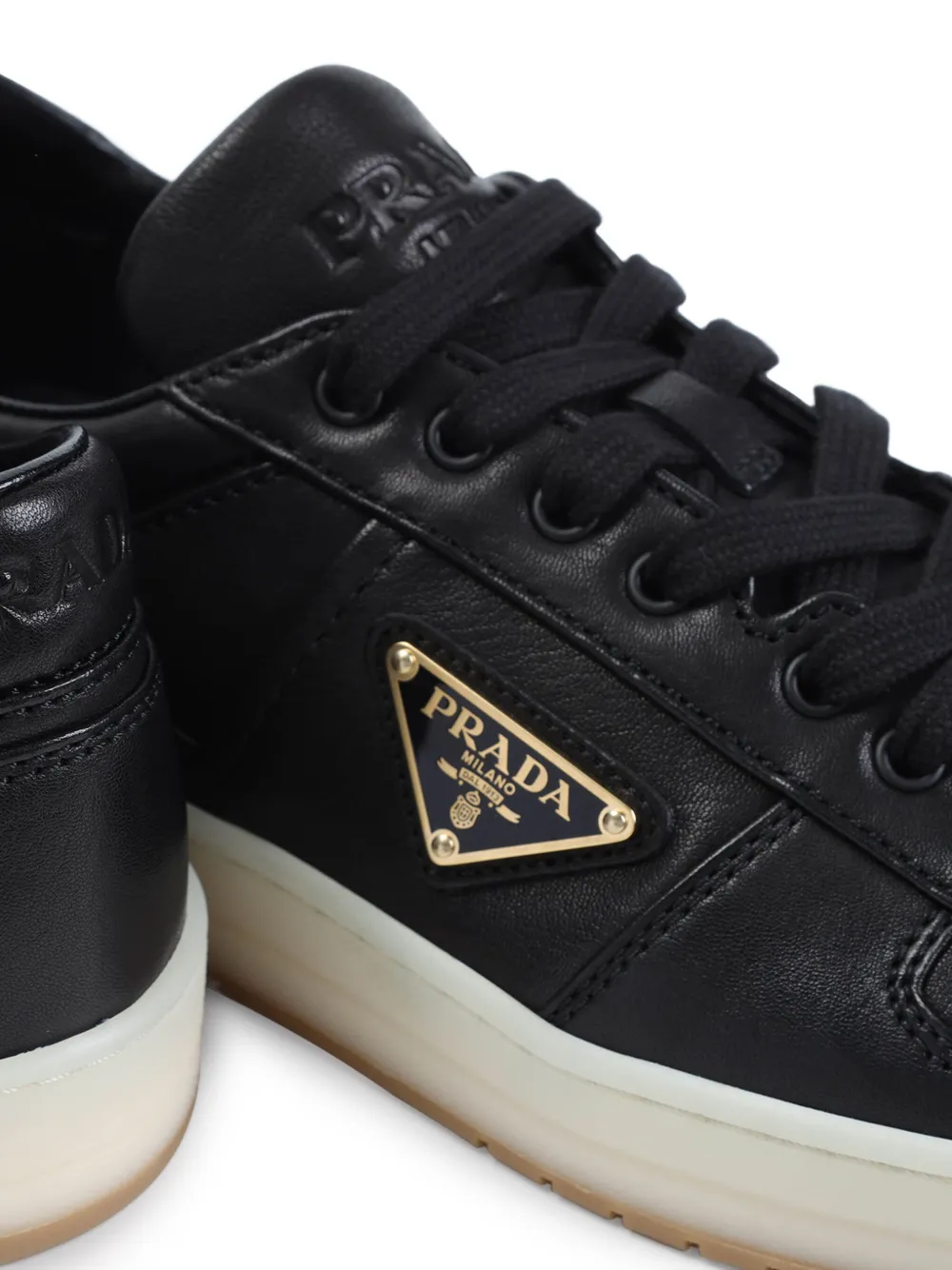 Prada Downtown sneakers Zwart