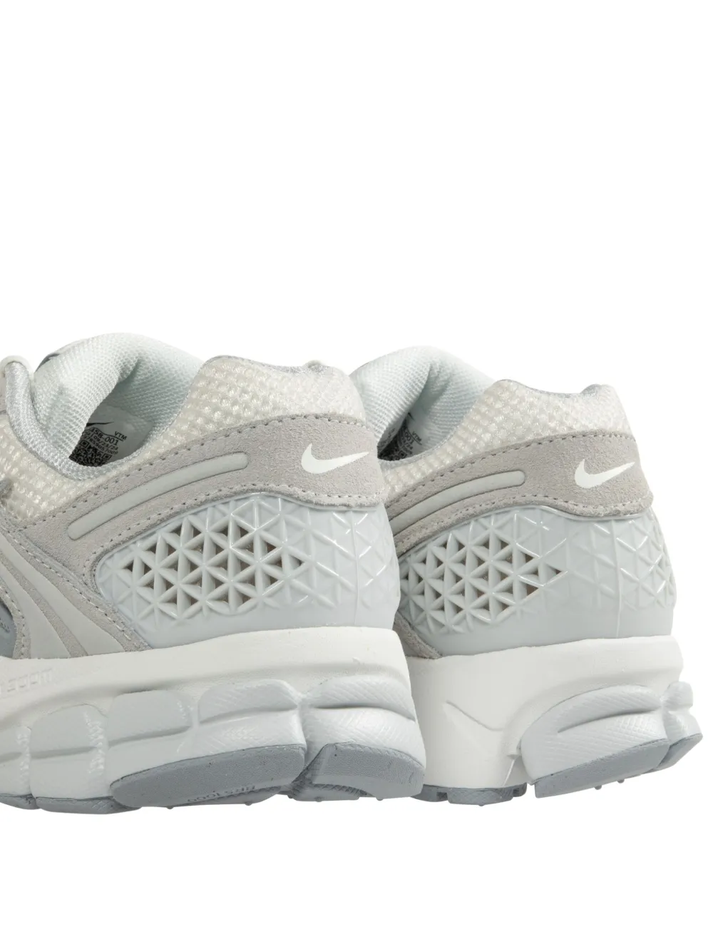 ZOOM VOMERO 5 运动鞋