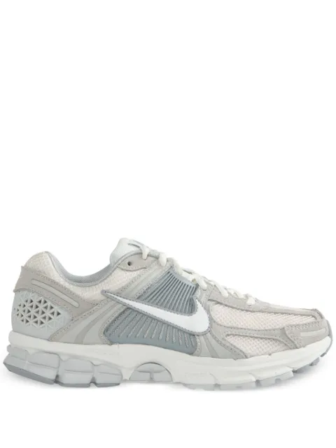 Nike سنيكر 'زوم فوميرو 5'