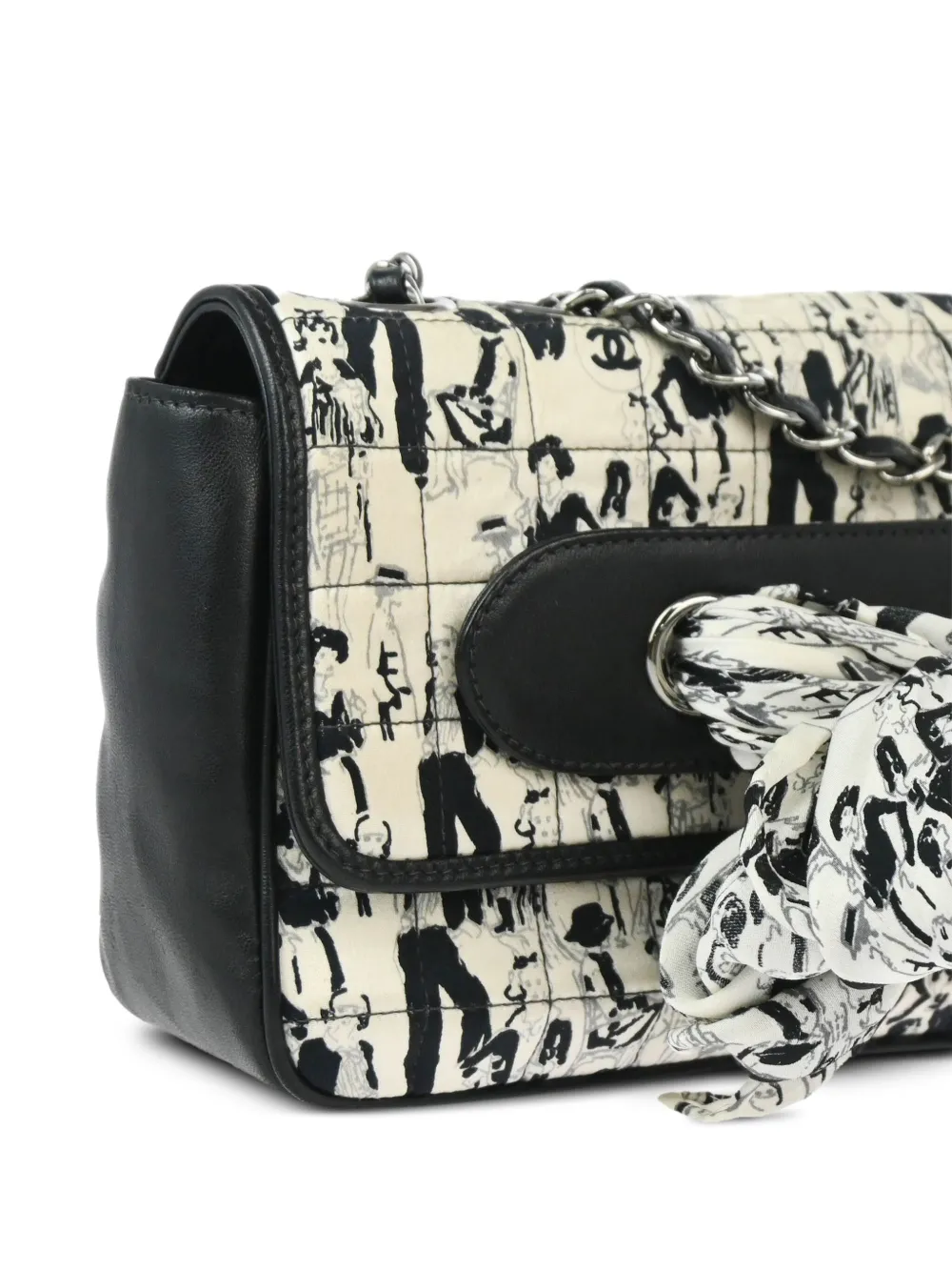 Pre-owned Chanel 2003 Choco Bar Shoulder Bag In Black