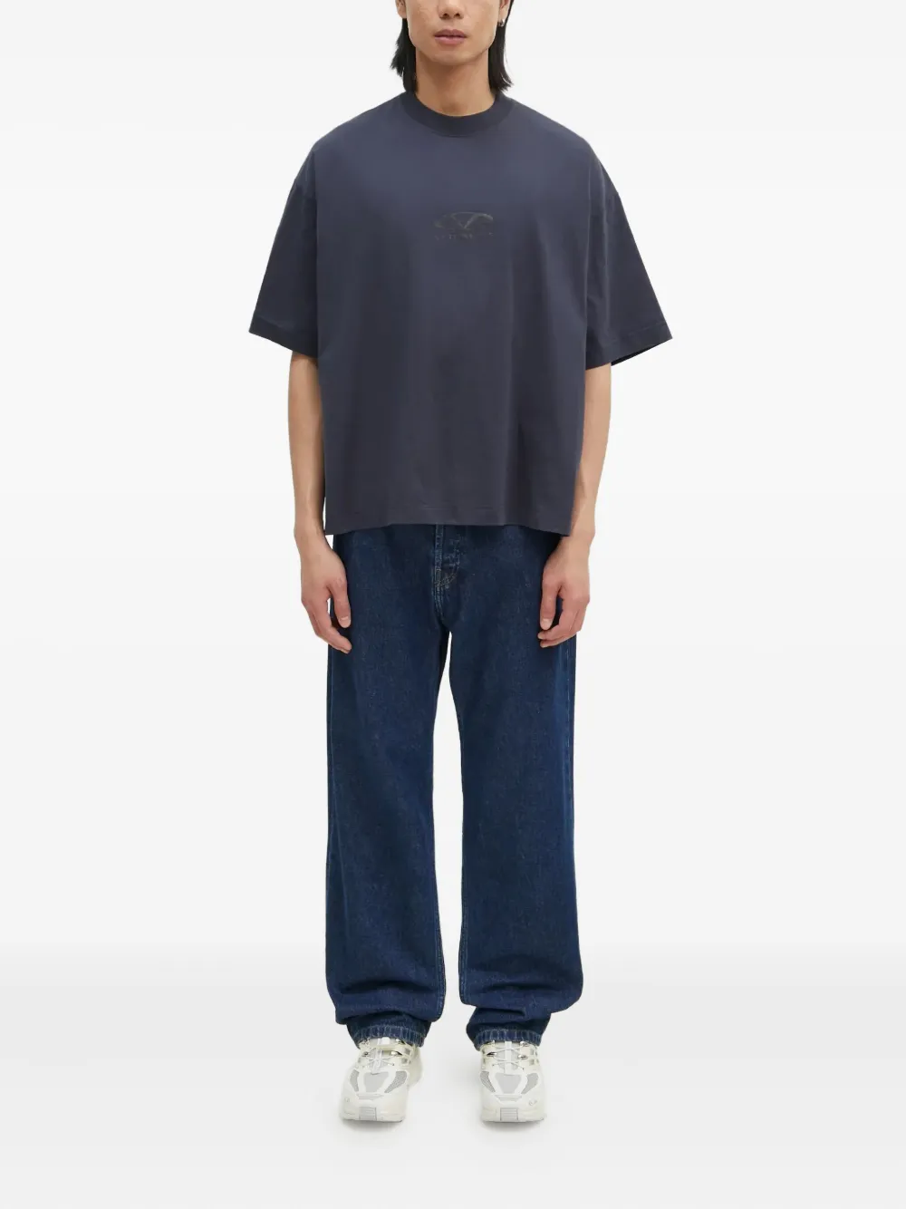 VETEMENTS logo-embroidered T-shirt Blauw