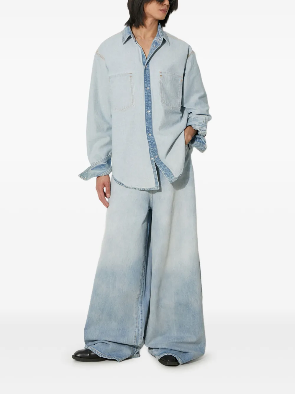 VETEMENTS inside-out denim shirt Blauw