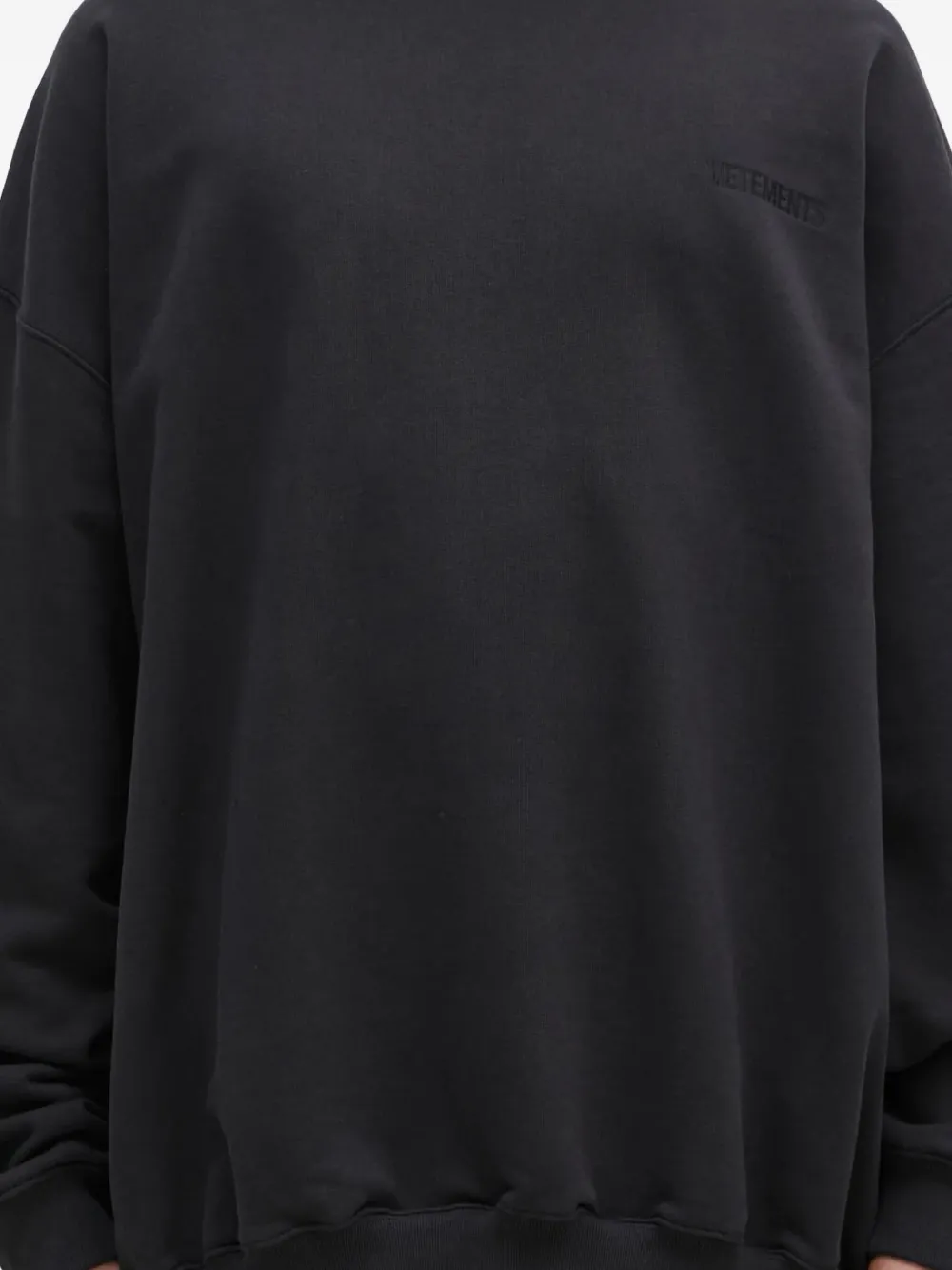 VETEMENTS logo-embroidered crew-neck sweatshirt Zwart