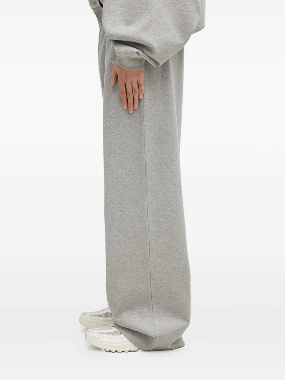 VETEMENTS logo-embroidered track pants Grijs