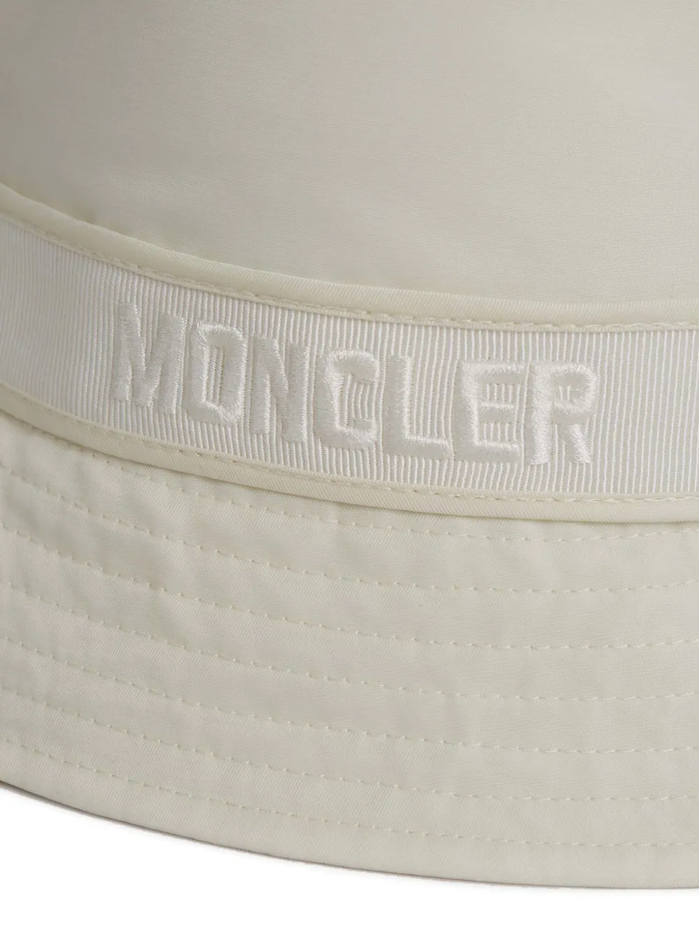 Moncler Vissershoed met geborduurd logo Wit