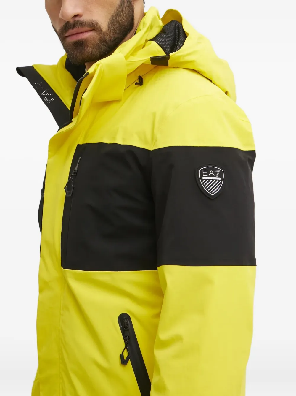Ea7 Emporio Armani Jack met vlakken en capuchon Geel