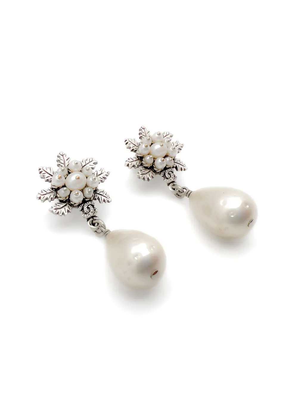 Pre-owned Chanel 2015s Bomb Drop Earrings In Silver
