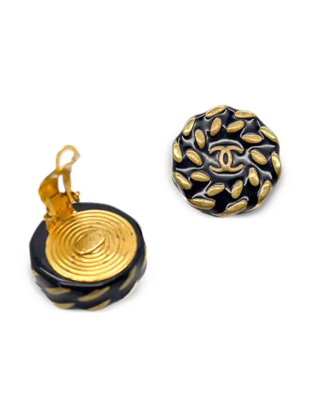 Pre-owned Chanel 1997s Nautical Clip-on Earrings In Gold