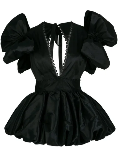 Celia B Willem top