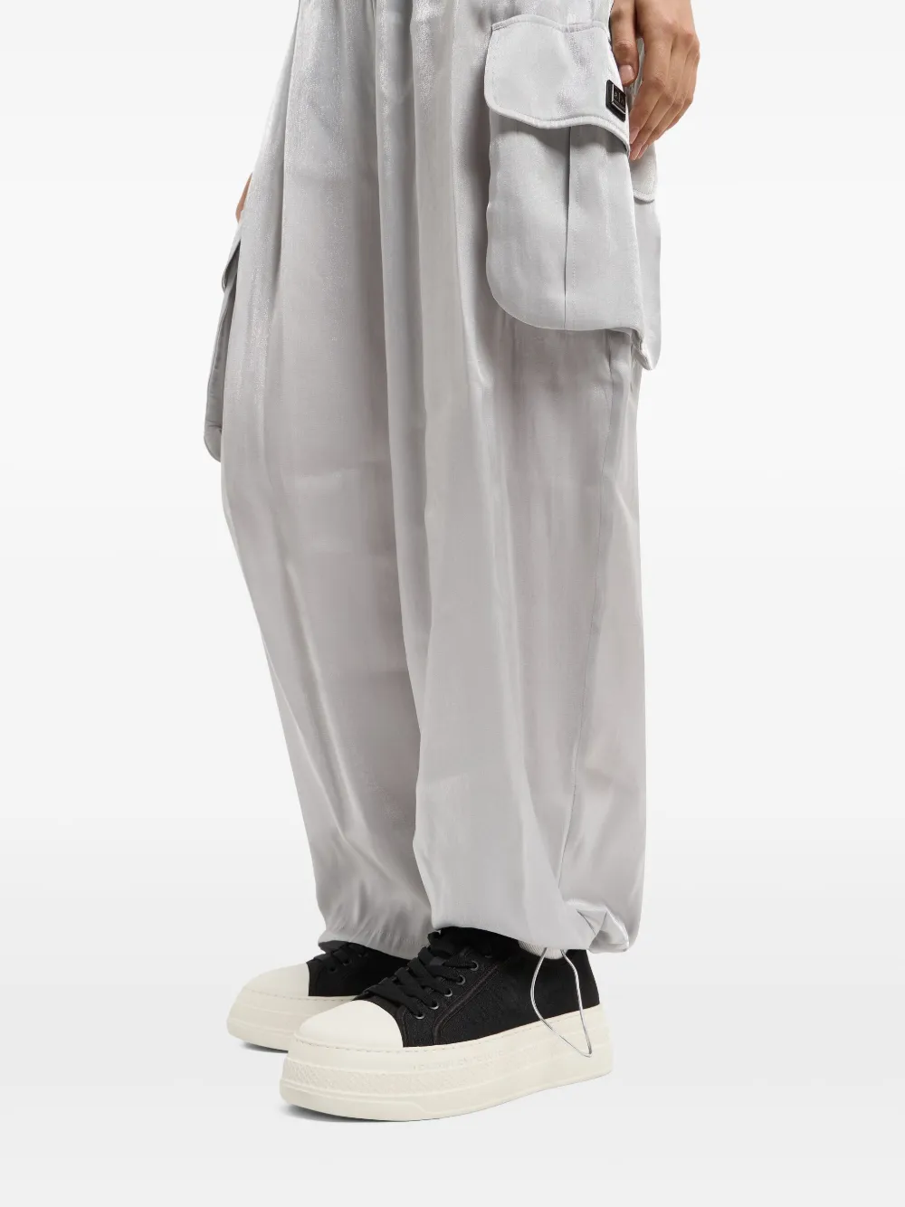 Armani Exchange Broek met wijde pijpen Grijs