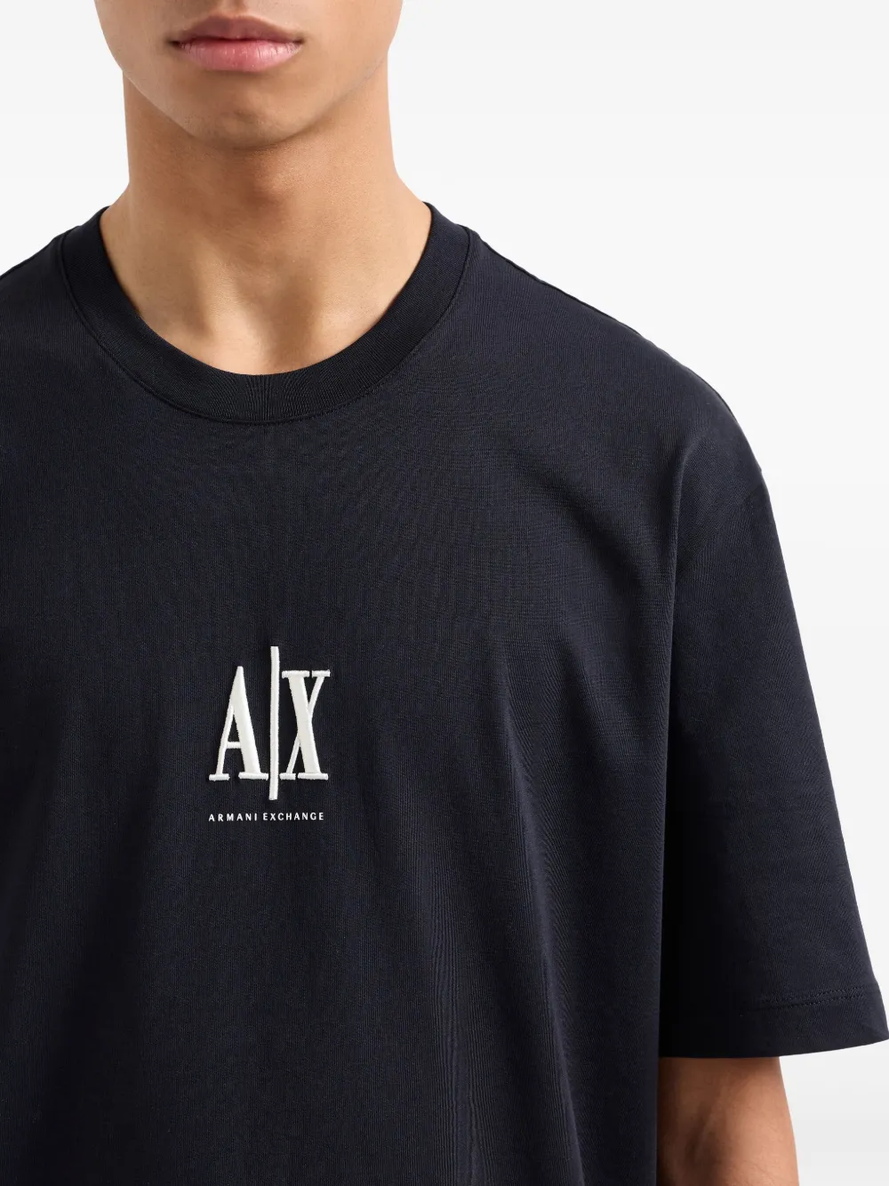Armani Exchange T-shirt met geborduurd logo Blauw
