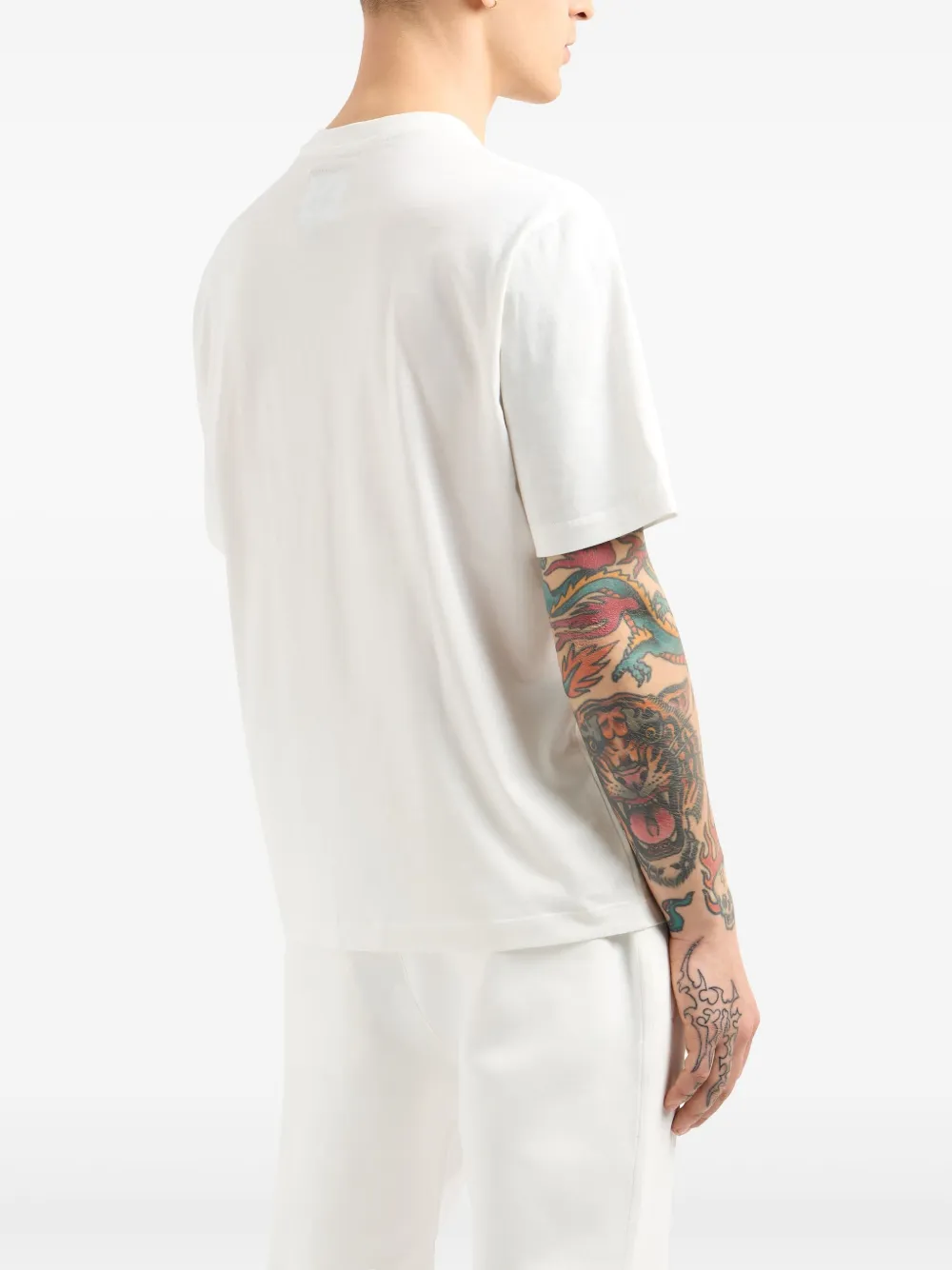 Armani Exchange T-shirt met geborduurd logo Wit