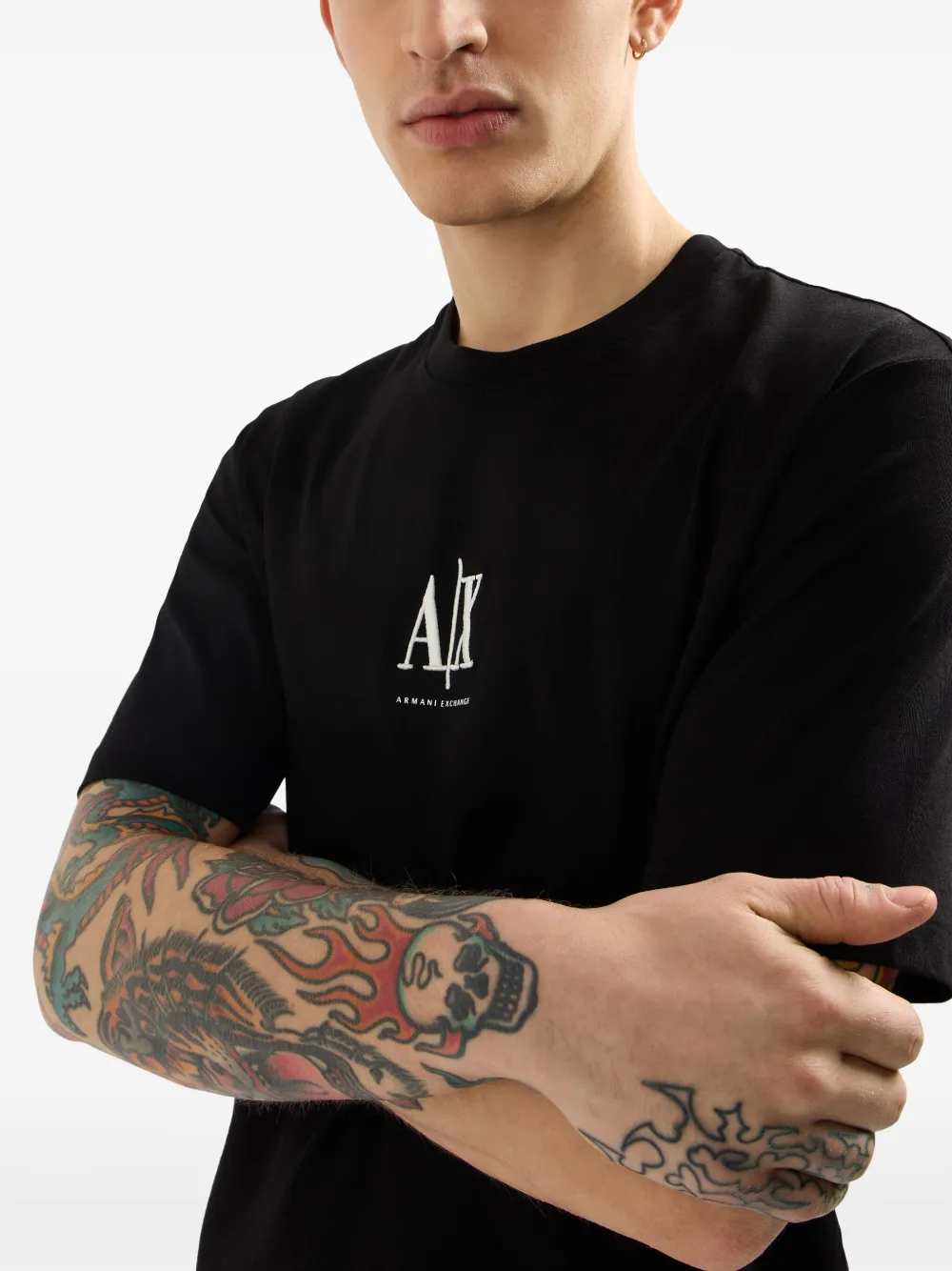 Armani Exchange T-shirt met geborduurd logo Zwart