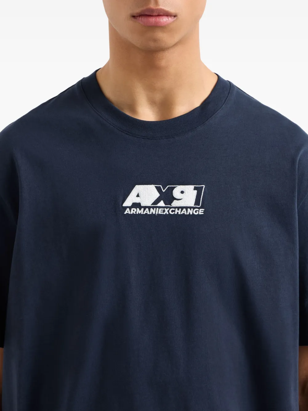 Armani Exchange T-shirt met geborduurd logo Blauw