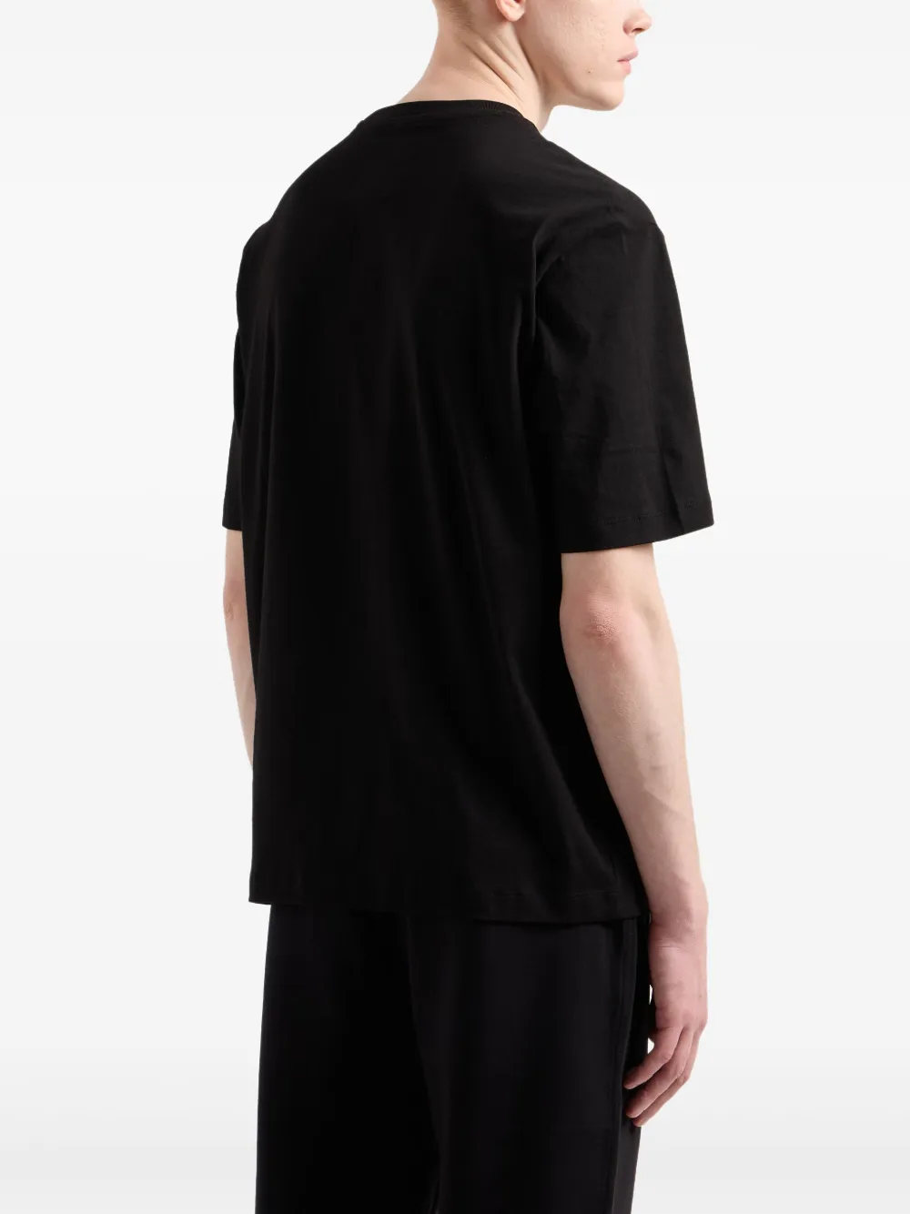 Armani Exchange T-shirt met geborduurd logo Zwart