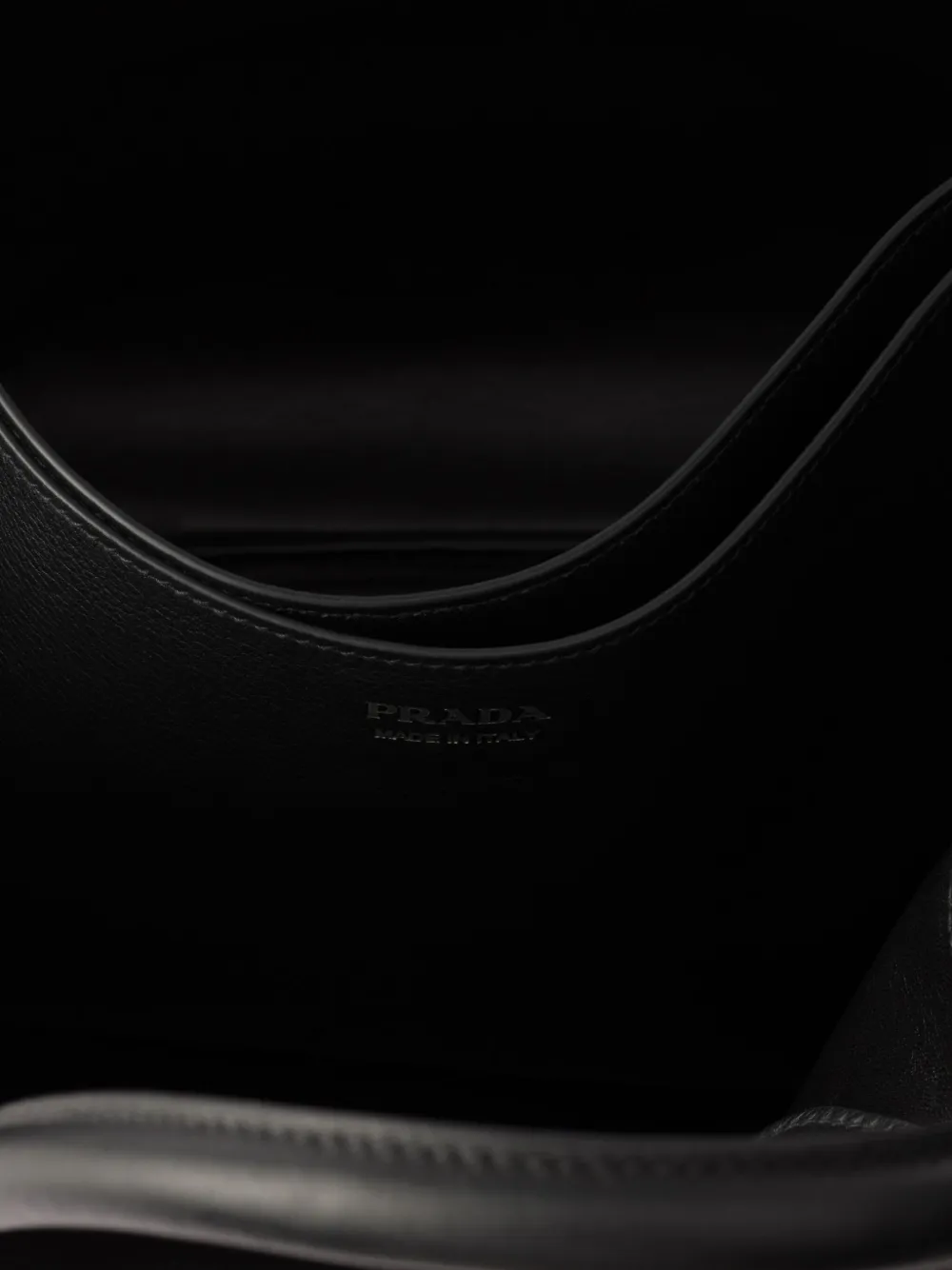 Prada Buckle leren shopper Zwart