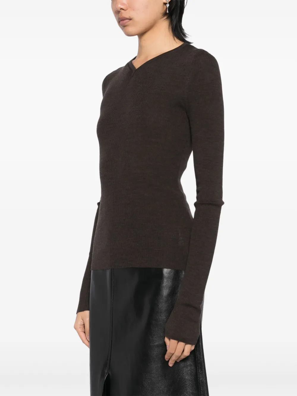 KHAITE Top met V-hals Bruin