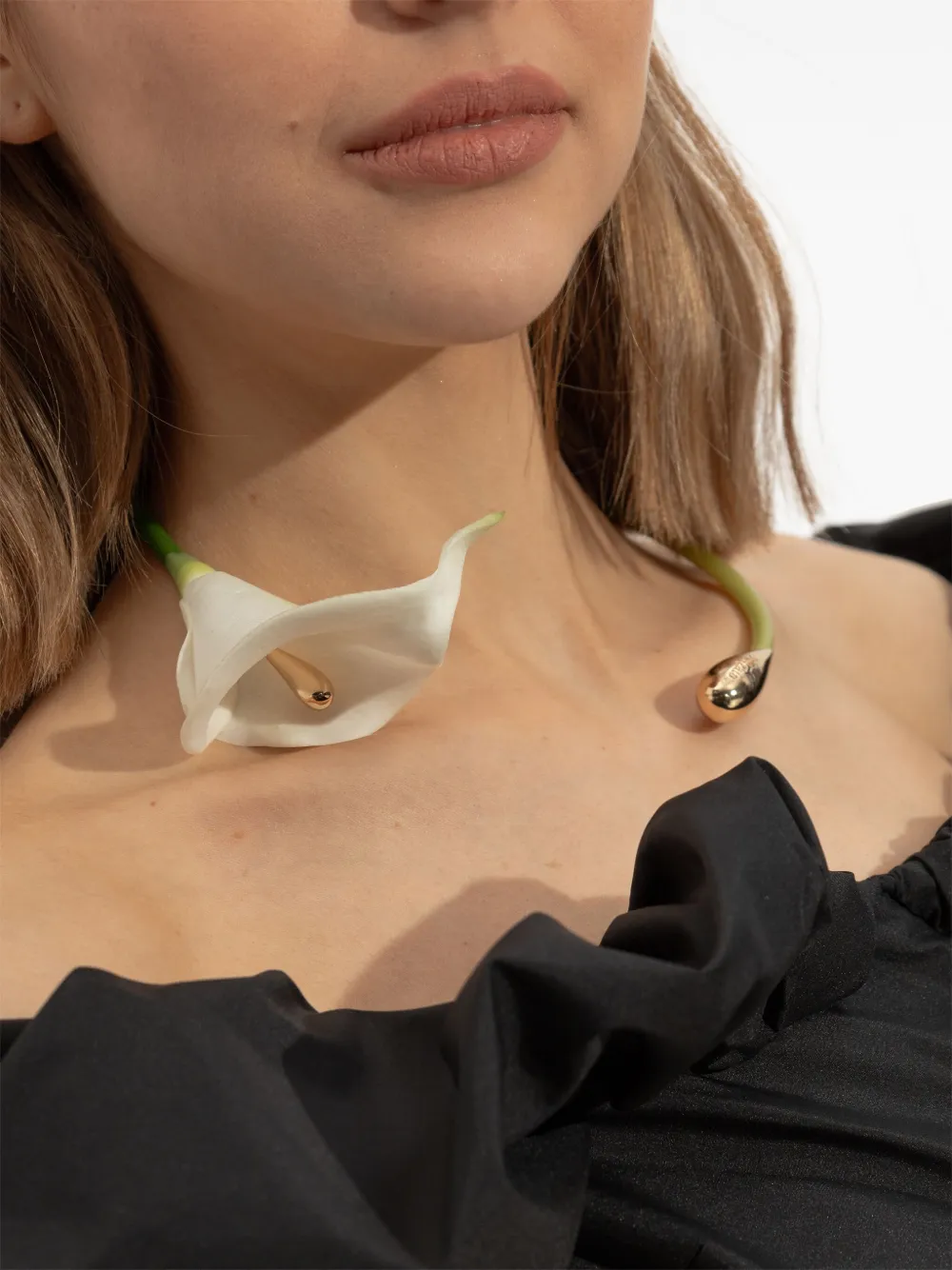 Cult Gaia Calla Lily choker - Wit