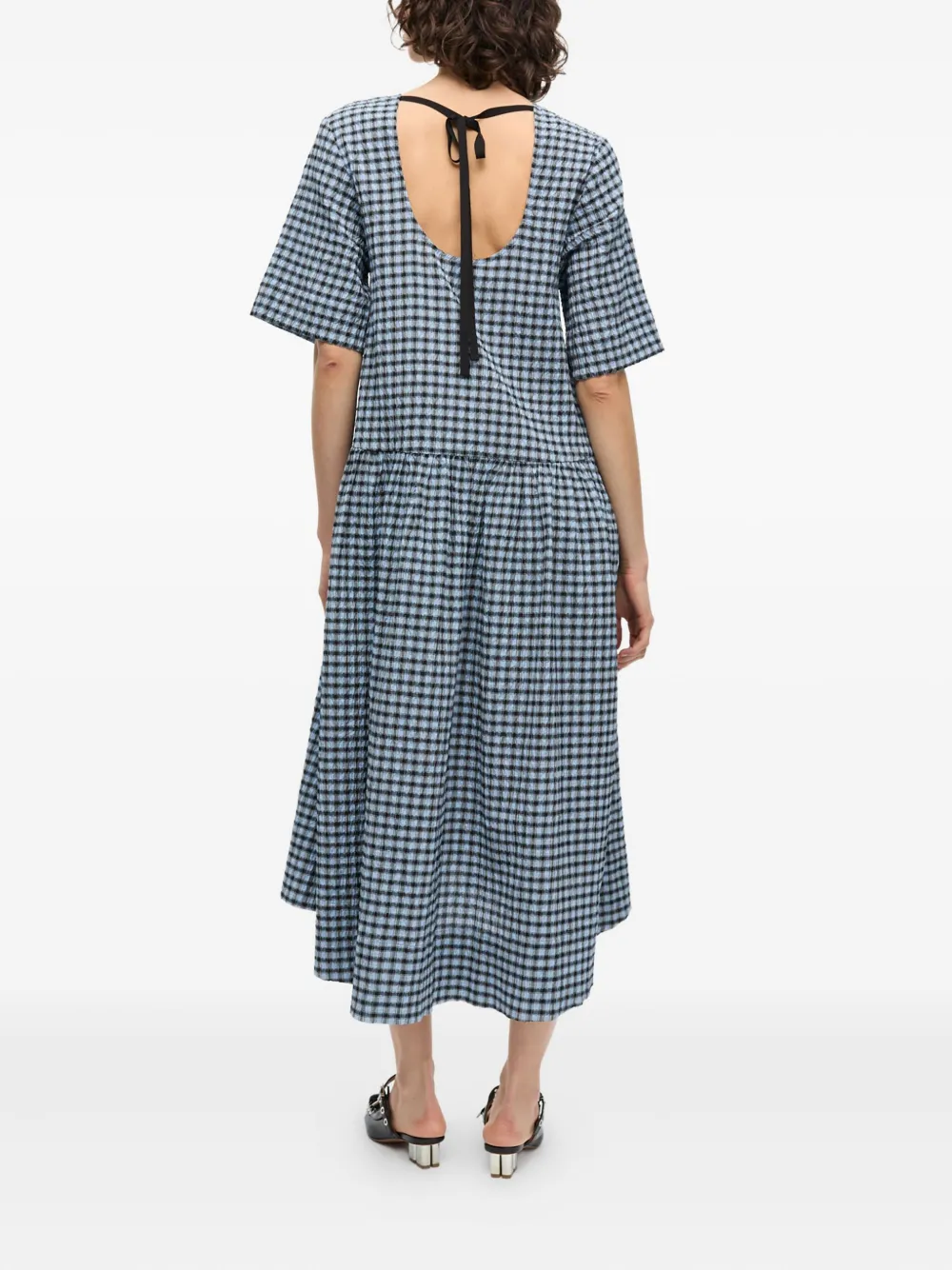 GANNI Geruite seersucker midi-jurk Blauw