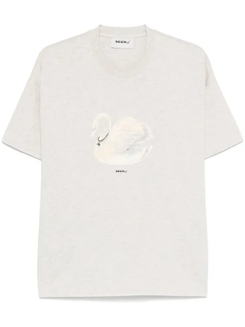 Seen Users Becoming A White Swan T-shirt 